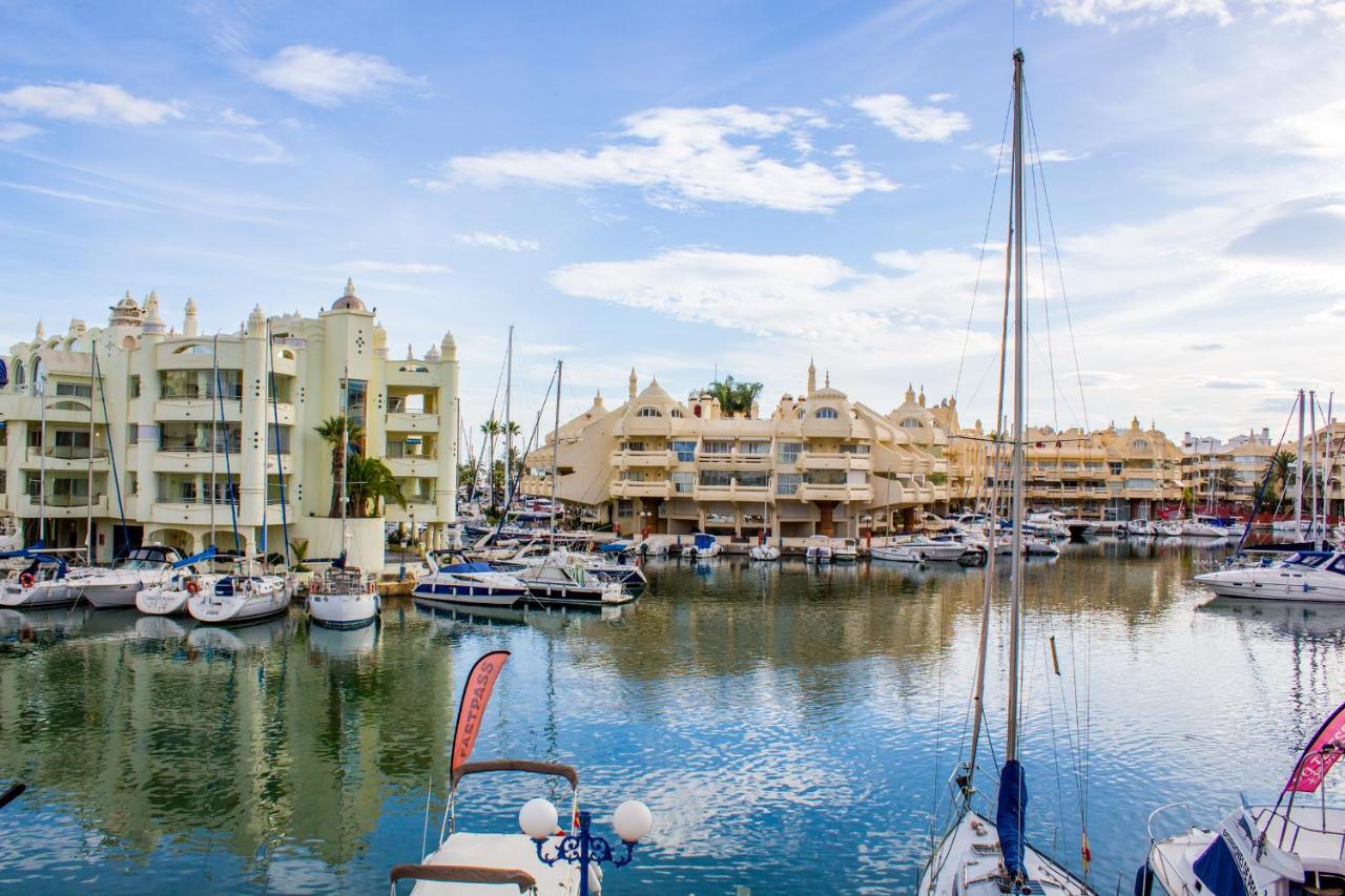 Puerto Marina Luxury Apartment With Sea Views Benalmádena Exterior photo