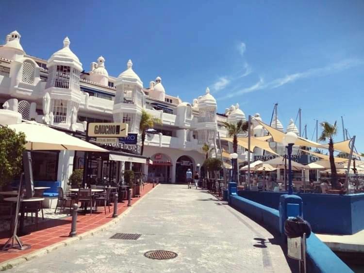 Puerto Marina Luxury Apartment With Sea Views Benalmádena Exterior photo